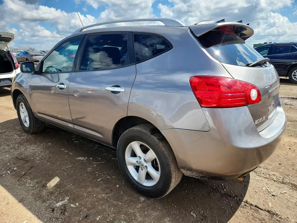 2010 NISSAN ROGUE S  