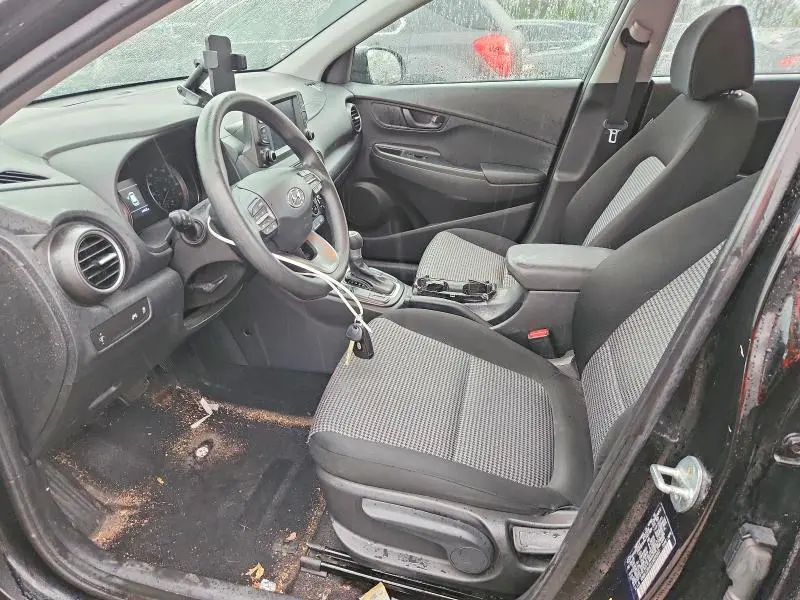 2020 HYUNDAI KONA SE  