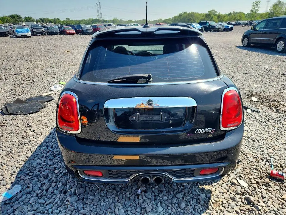 2016 MINI COOPER S  
