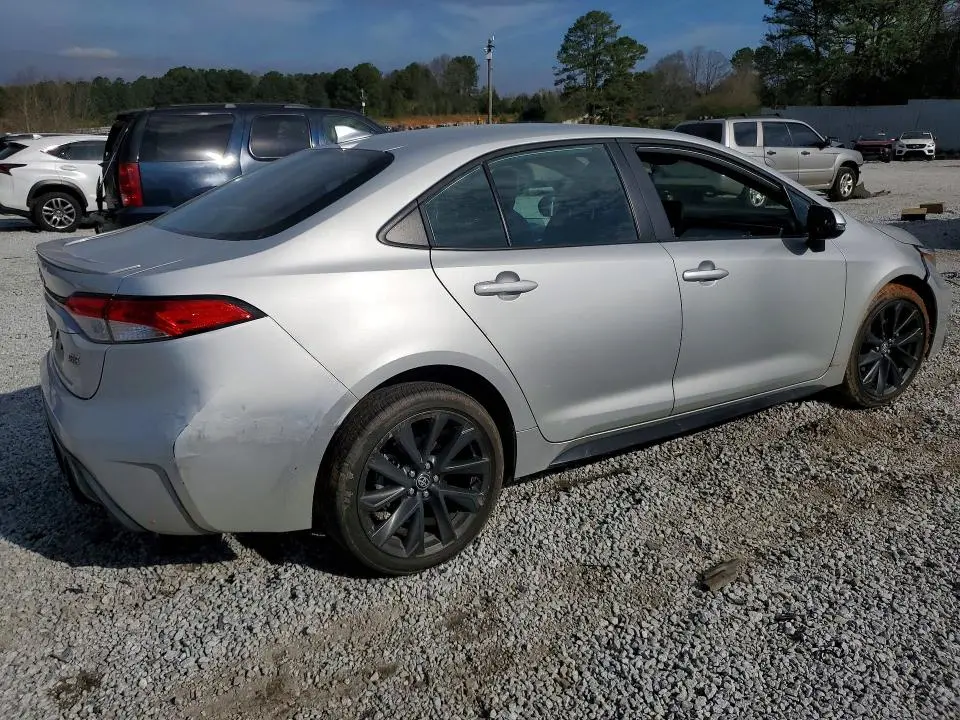 2025 TOYOTA COROLLA SE  