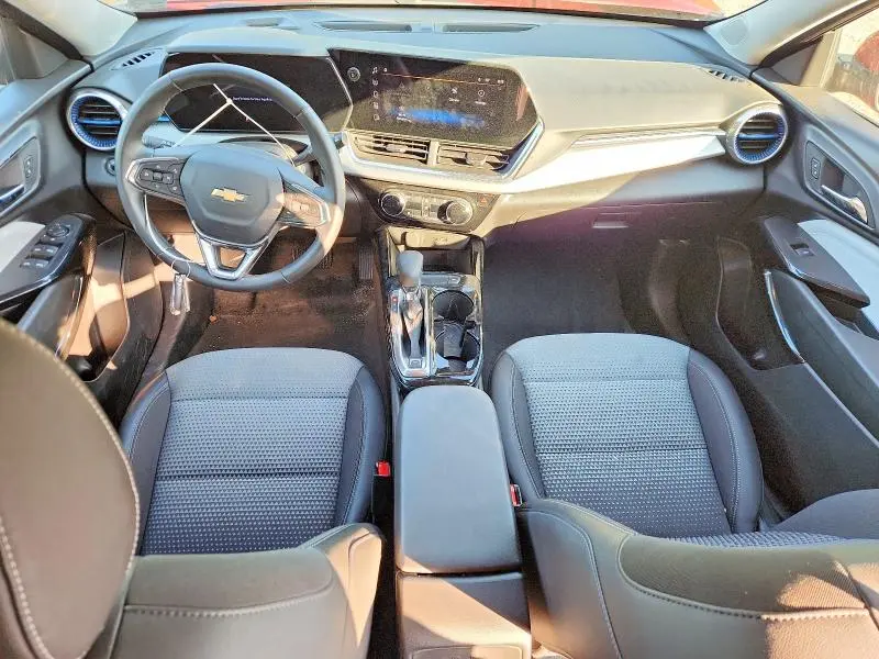 2025 CHEVROLET TRAX 1LT  
