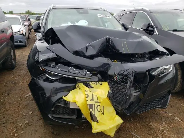 2018 ALFA ROMEO STELVIO TI LUXURY  