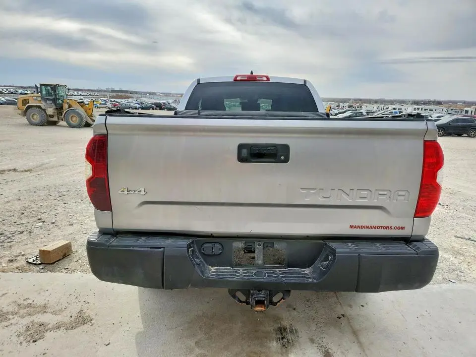 2021 TOYOTA TUNDRA SR  