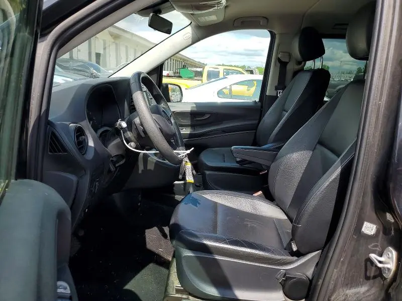 2018 MERCEDES-BENZ METRIS   