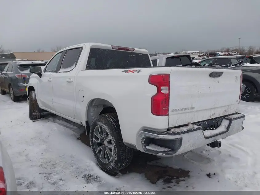 2025 CHEVROLET SILVERADO 1500 4WD  SHORT BED LT WITH 2FL
