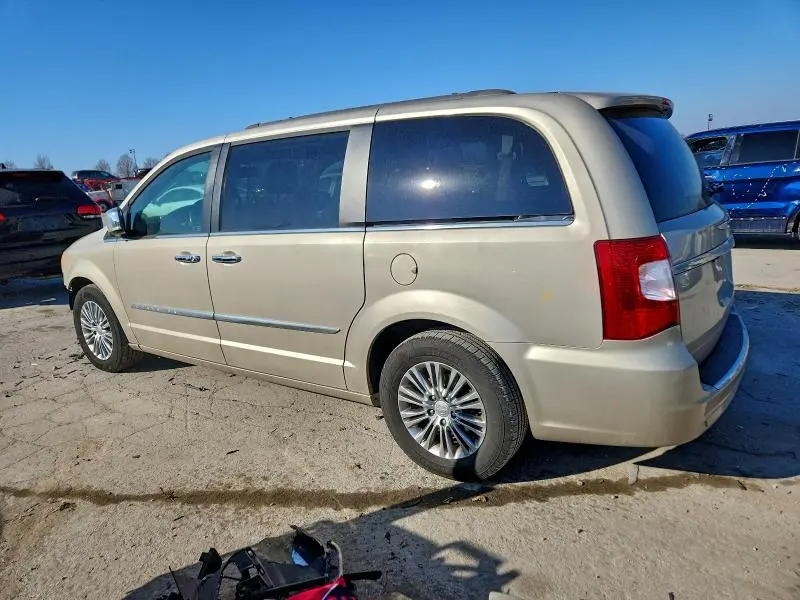 2013 CHRYSLER TOWN & COUNTRY TOURING L  