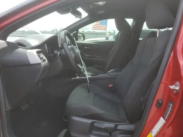 2021 TOYOTA C-HR XLE  