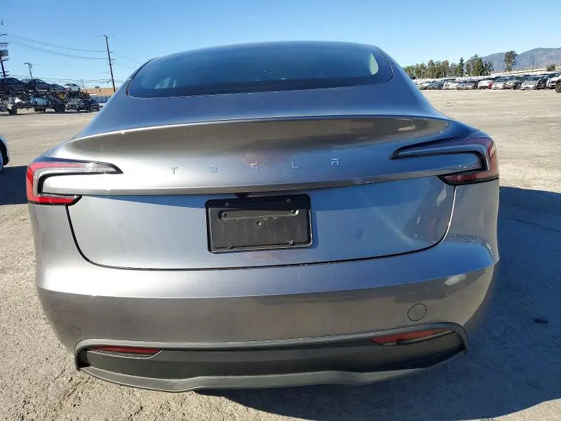 2024 TESLA MODEL 3   