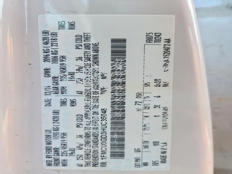2017 FORD ESCAPE SE  