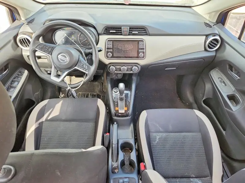 2021 NISSAN VERSA SV  
