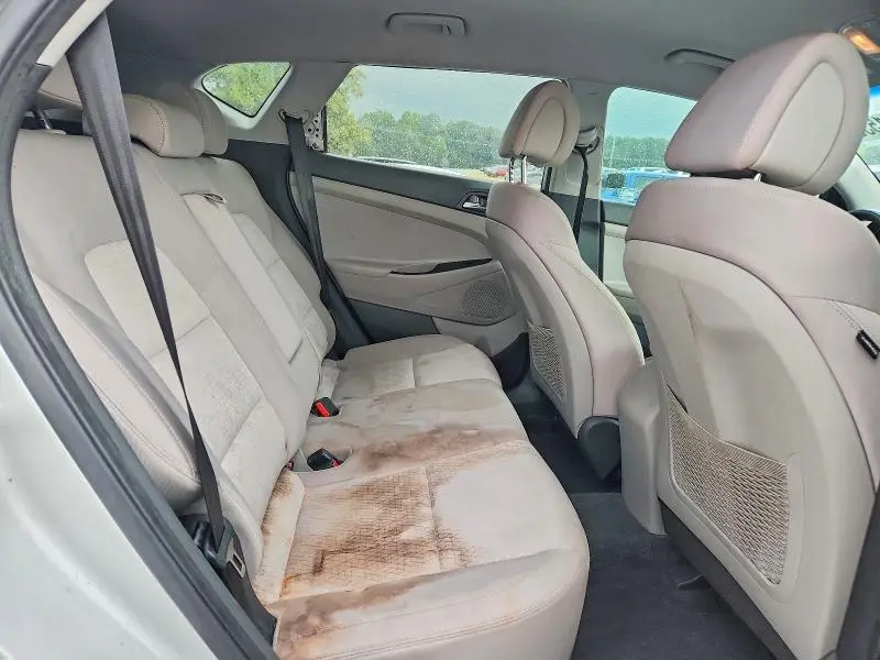 2016 HYUNDAI TUCSON SE  
