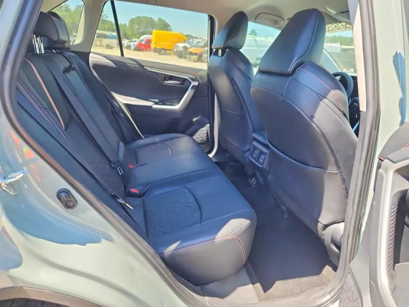 2019 TOYOTA RAV4 ADVENTURE  