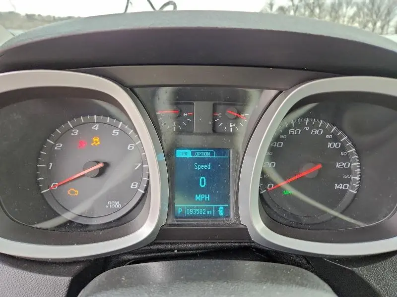 2016 CHEVROLET EQUINOX LT  