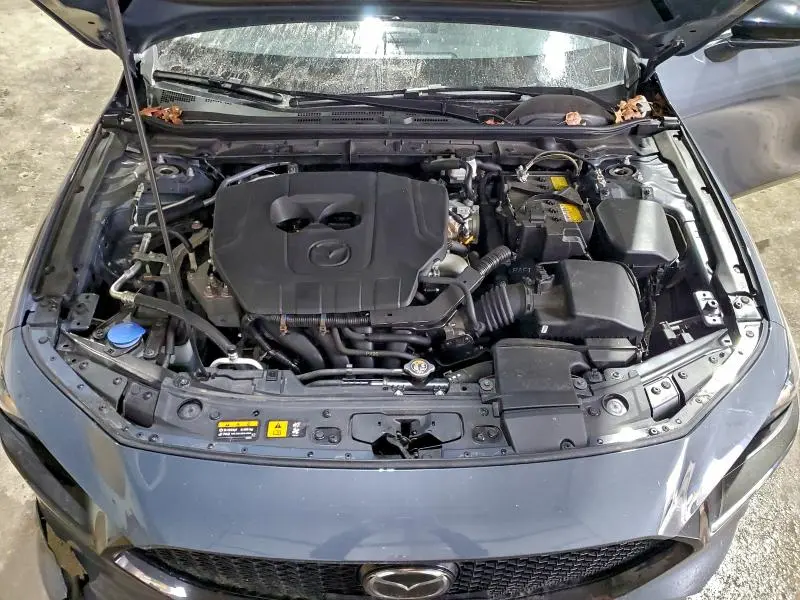 2025 MAZDA 3 PREFERRED  