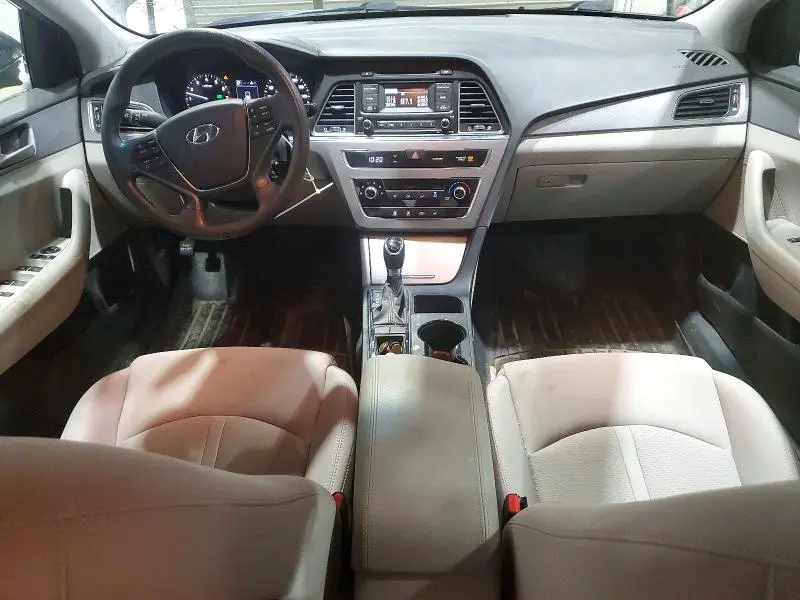 2017 HYUNDAI SONATA SE  