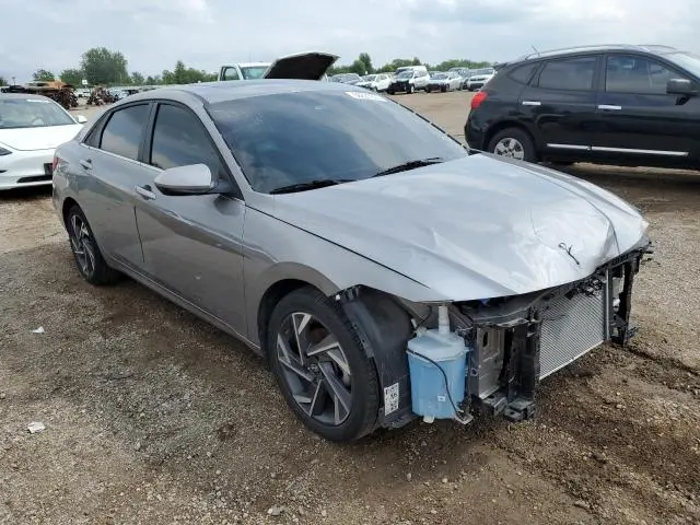 2024 HYUNDAI ELANTRA SEL  