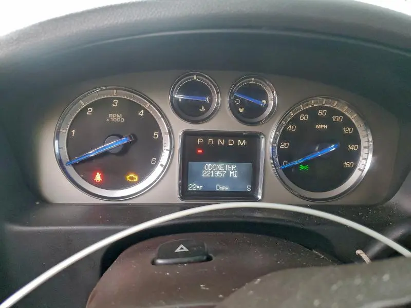 2010 CADILLAC ESCALADE LUXURY  