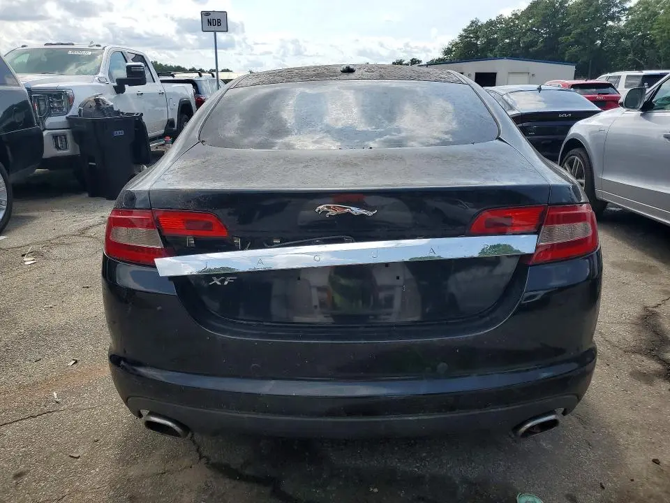 2011 JAGUAR XF PREMIUM  