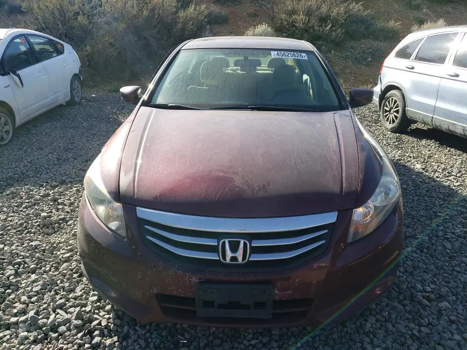 2011 HONDA ACCORD LX  