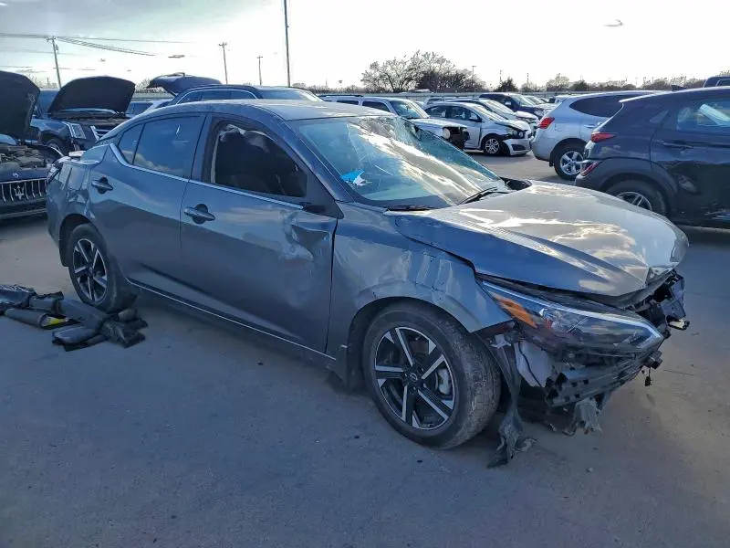 2025 NISSAN SENTRA SV  
