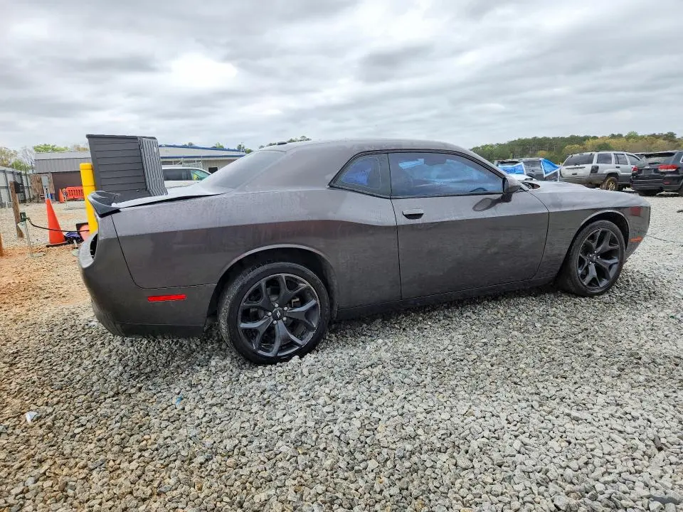 2020 DODGE CHALLENGER SXT  