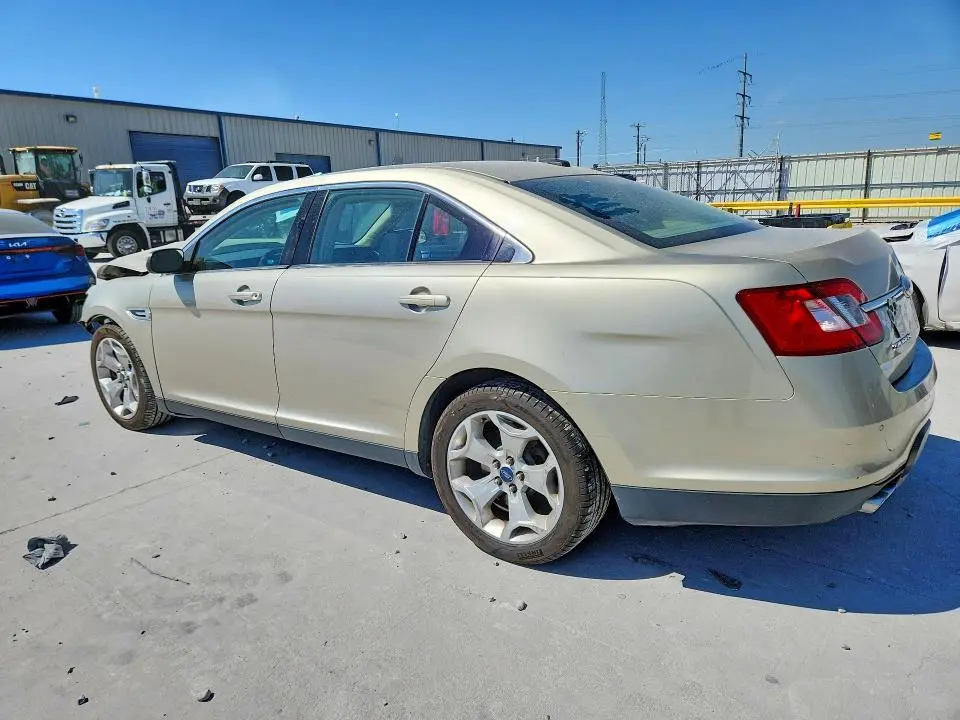 2010 FORD TAURUS SEL  