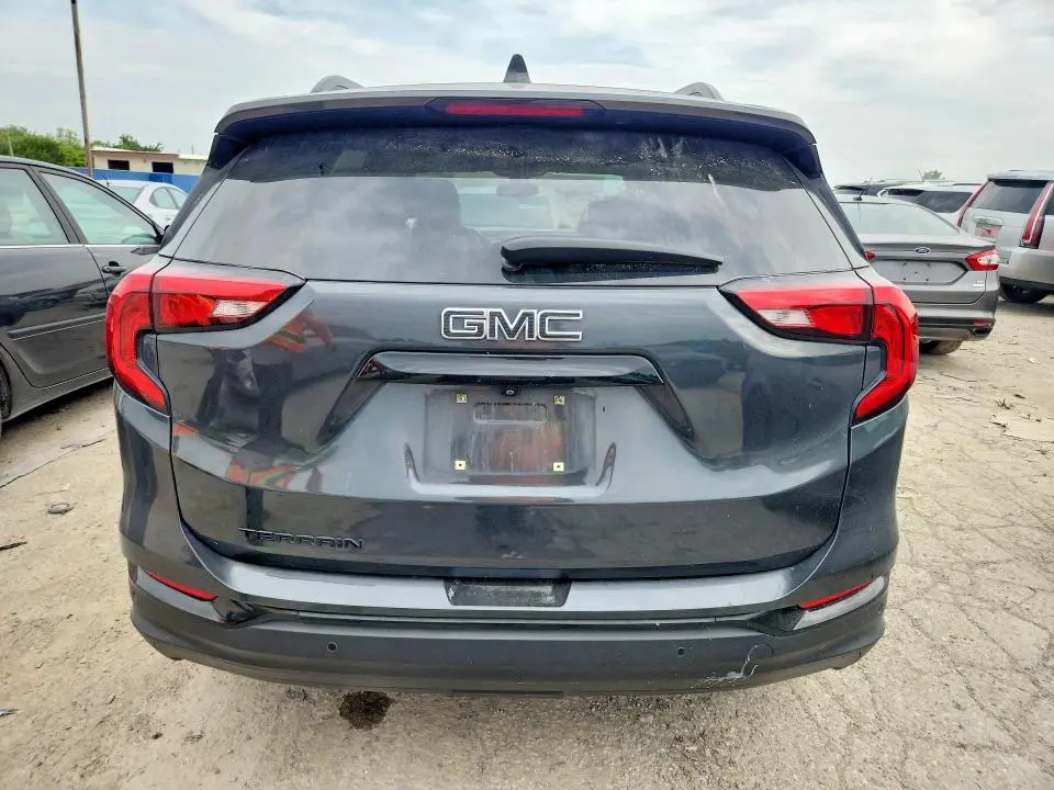 2021 GMC TERRAIN SLT  