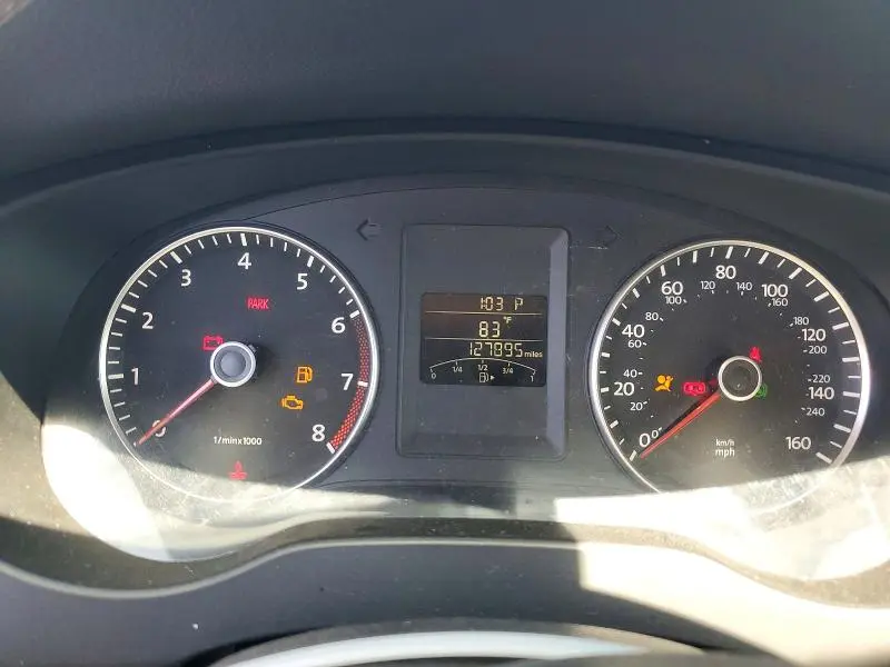 2013 VOLKSWAGEN JETTA SE  