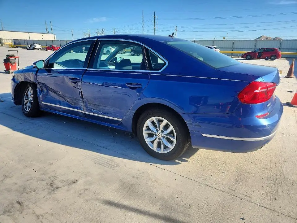 2016 VOLKSWAGEN PASSAT S  