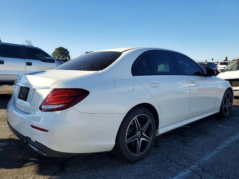 2019 MERCEDES-BENZ E 300  