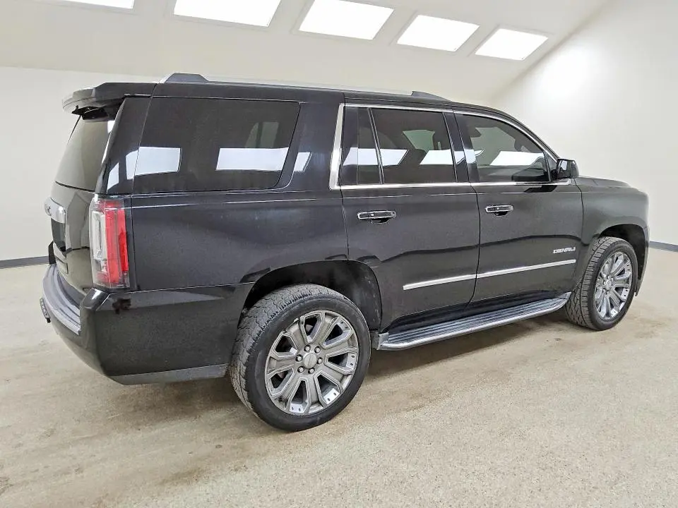 2016 GMC YUKON DENALI  