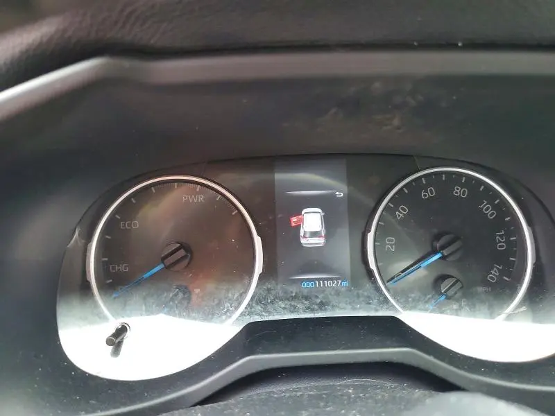 2022 TOYOTA RAV4 SE  