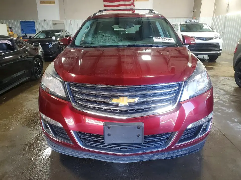 2017 CHEVROLET TRAVERSE LT  