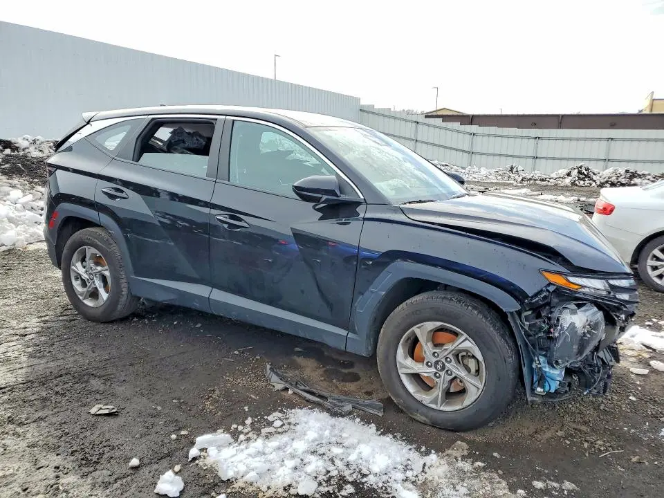 2024 HYUNDAI TUCSON SE  