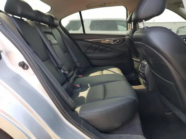 2018 INFINITI Q50 LUXE  