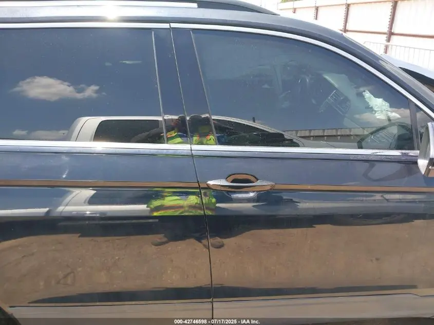 2019 VOLKSWAGEN TIGUAN 2.0T SE/2.0T SEL/2.0T SEL R-LINE/2.0T SEL R-LINE BLACK