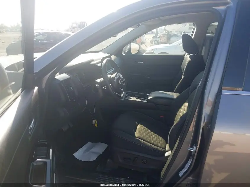 2022 NISSAN PATHFINDER SV 2WD