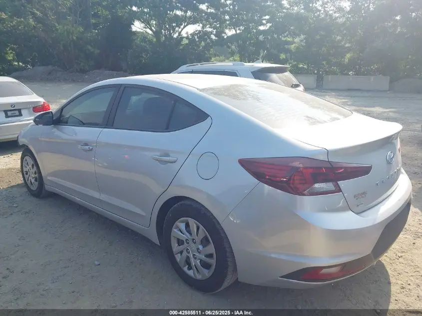 2019 HYUNDAI ELANTRA SE