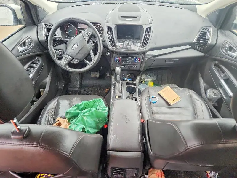 2017 FORD ESCAPE TITANIUM  