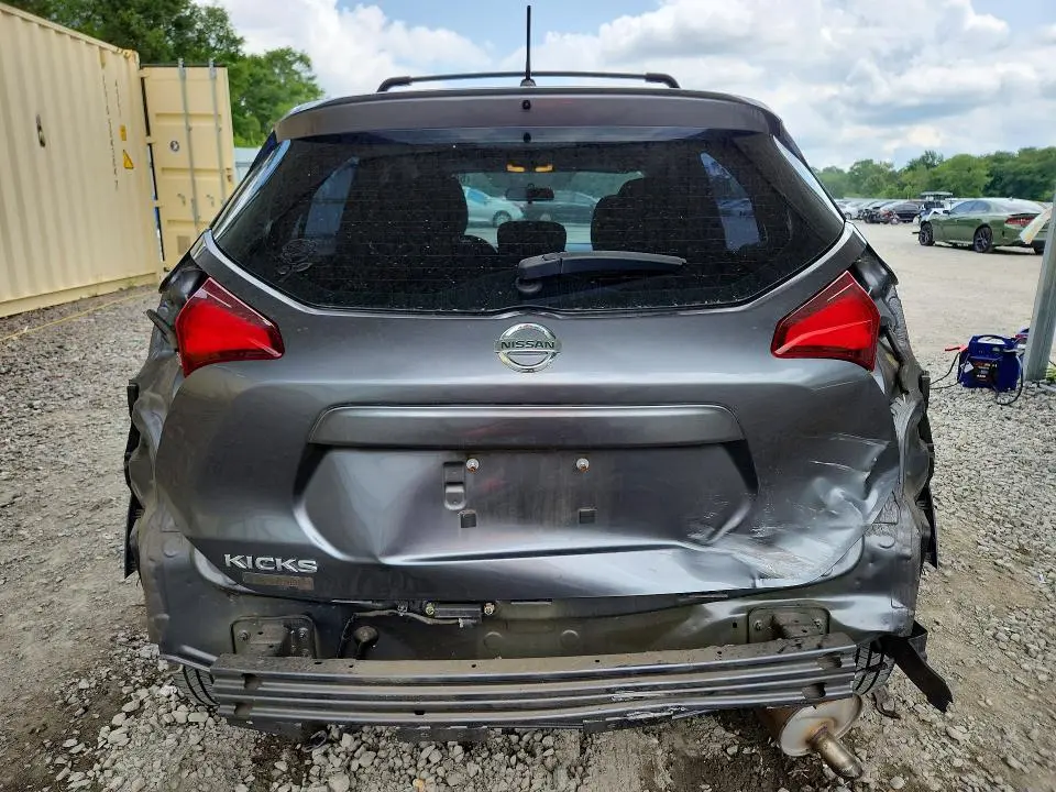 2018 NISSAN KICKS S  