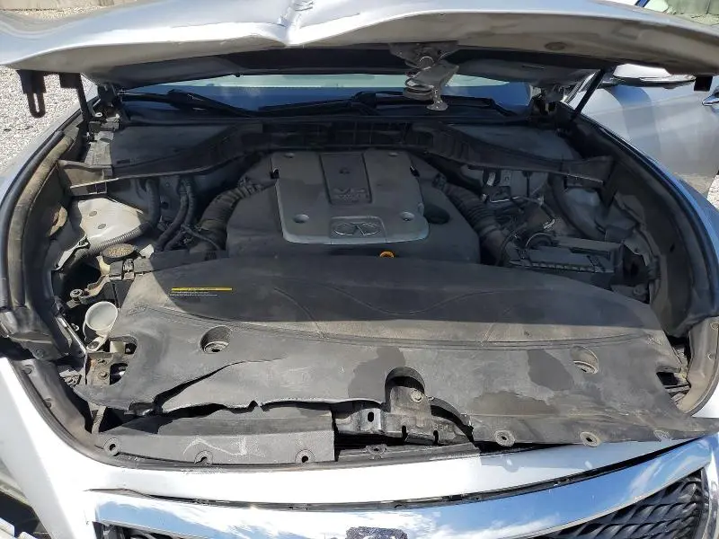 2015 INFINITI Q70L 3.7  