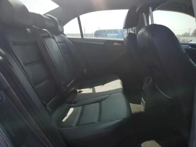 2017 VOLKSWAGEN JETTA SE  