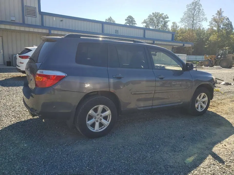 2010 TOYOTA HIGHLANDER BASE  