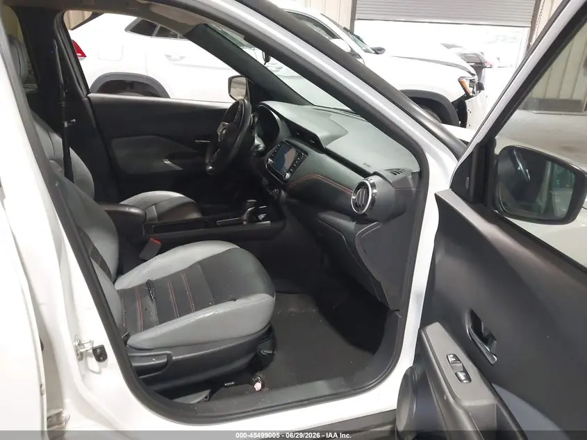 2021 NISSAN KICKS SR XTRONIC CVT