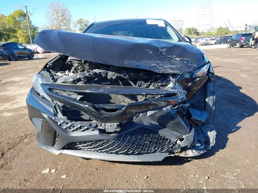 2020 TOYOTA CAMRY SE AWD