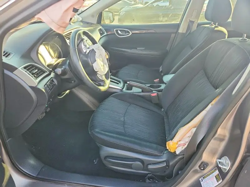 2016 NISSAN SENTRA SV  