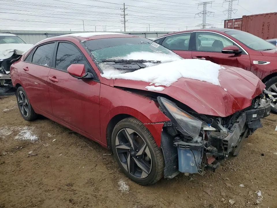 2023 HYUNDAI ELANTRA SEL  