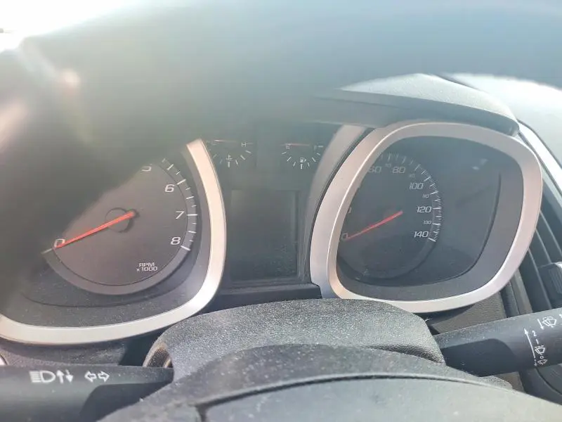 2010 CHEVROLET EQUINOX LT  