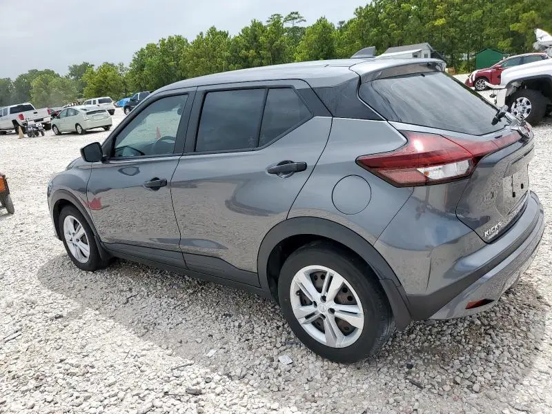 2022 NISSAN KICKS S  