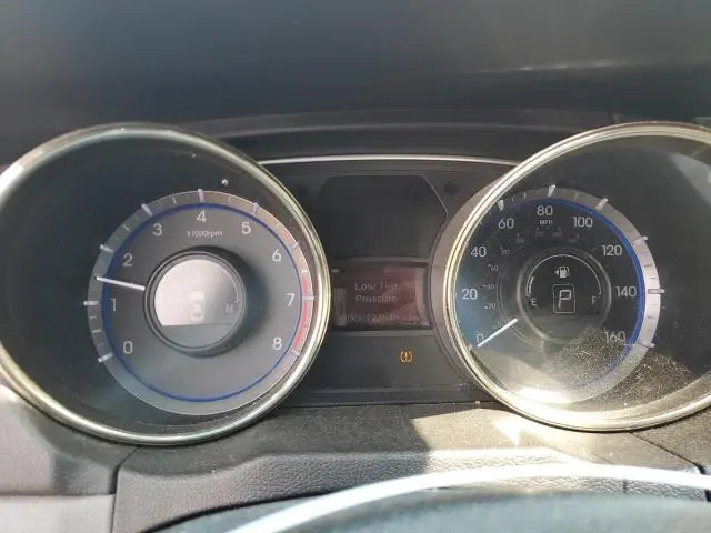 2013 HYUNDAI SONATA SE  